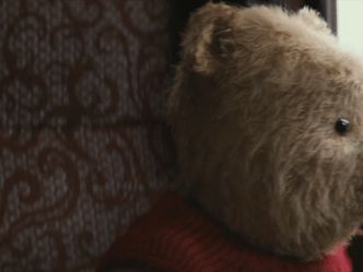 Who plays Christopher Robin in the 2018 Disney film?