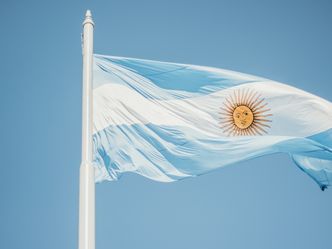 Who battled Argentina in the Falklands War of 1982?