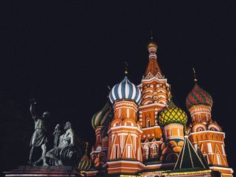 Which ruler commissioned Saint Basil's Cathedral?