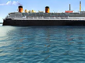 What year did the RMS Titanic sink?