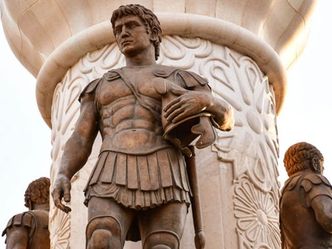 After the death of Alexander the Great, which of his companions founded a dynasty in Egypt?