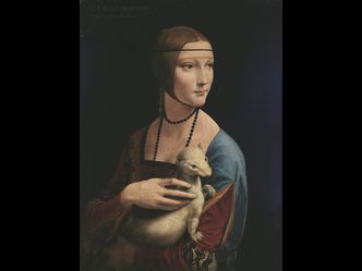 Together with what animal is this Lady portraied by Leonardo da Vinci?
