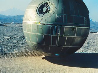 Which battle station was destroyed by the Rebel Alliance?