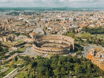 In 2007, the Roman Colosseum became one of the Seven _______ of the World. Fill in the blank
