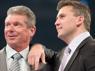 At Backlash 2006, Vince and Shane McMahon teamed up to face Shawn Michaels and who?