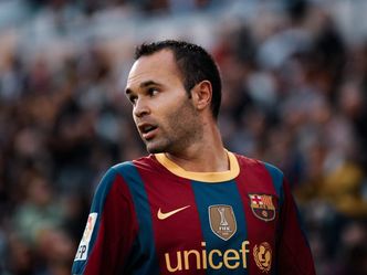 What is Andres Iniesta's signature move?