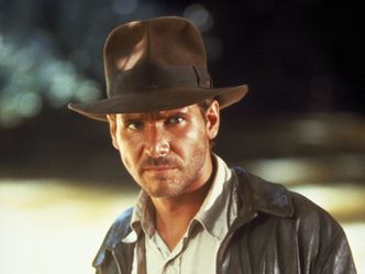 What kind of hat does Indiana Jones wear?