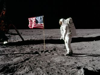 Who was the first person to walk on the moon?