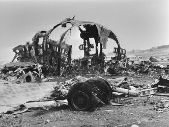 Tenerife airport disaster occurred on March 27, 1977 , what was the reason for this accident? 