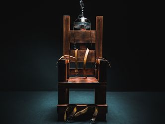 The last death by electric chair in Alabama was in 2002. They still impose the death penalty there.