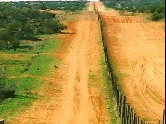 Which country has the worlds longest fence?