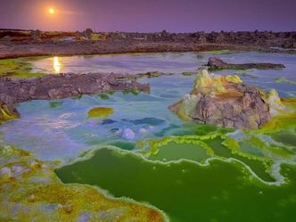 The Danakil Depression in Ethiopia has the highest average temperature in the world. How hot is it on average?
